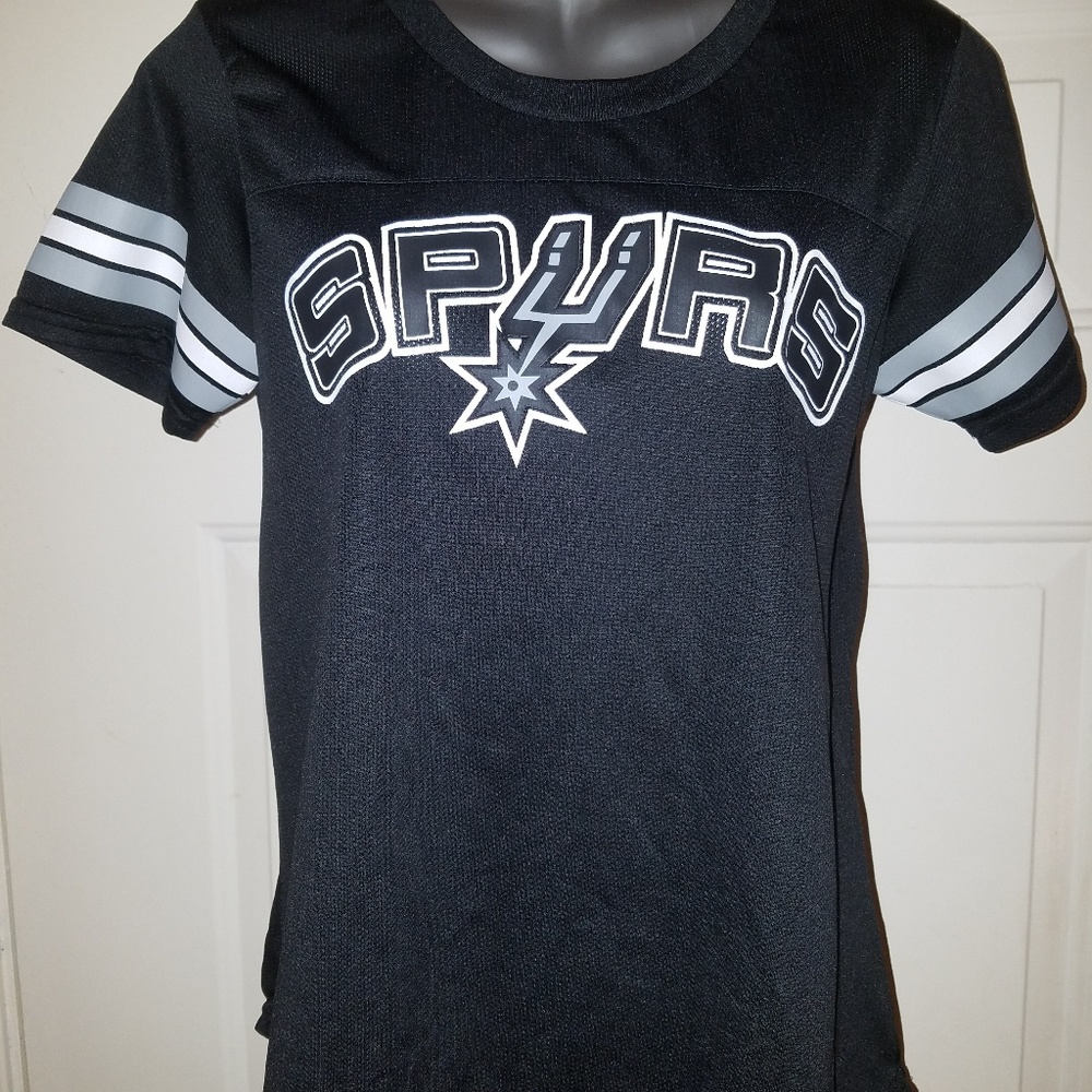 San Antonio spurs t shirt
